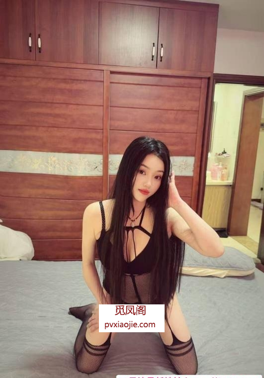 虎丘双飞长腿姐妹花