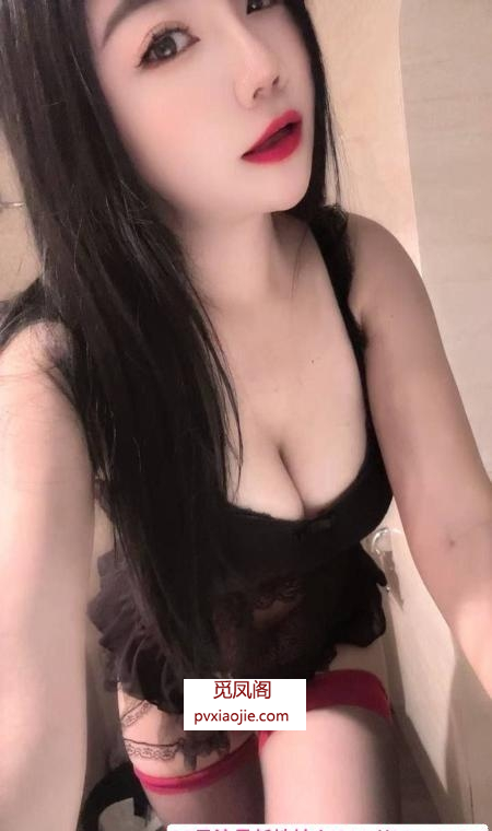 吴中大胸大屁股骚货