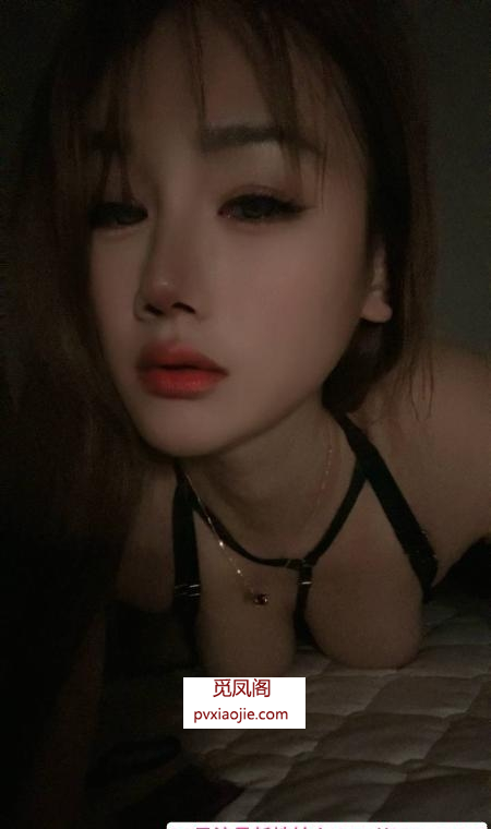 天河情趣舌吻骚骚老师