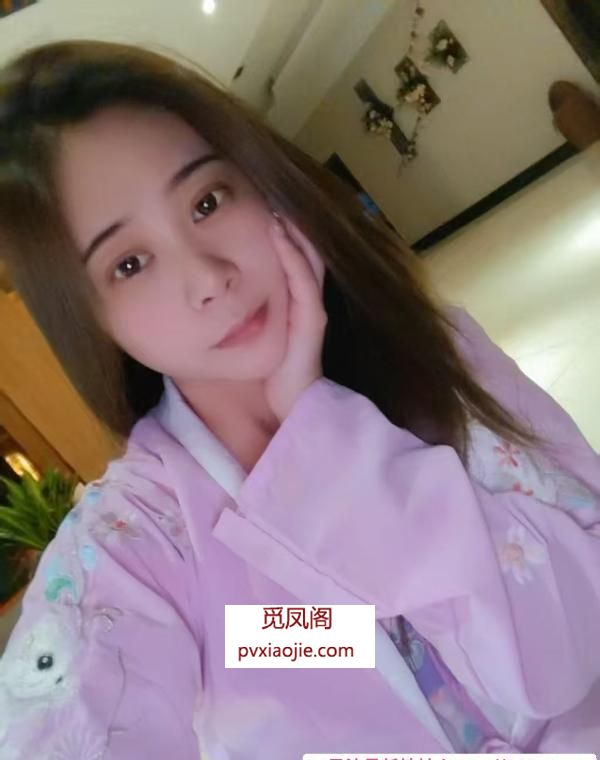 四刷高颜值口爆两姐妹