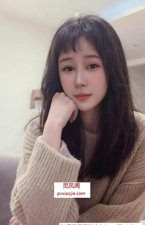 东站娃娃脸巨乳少妇