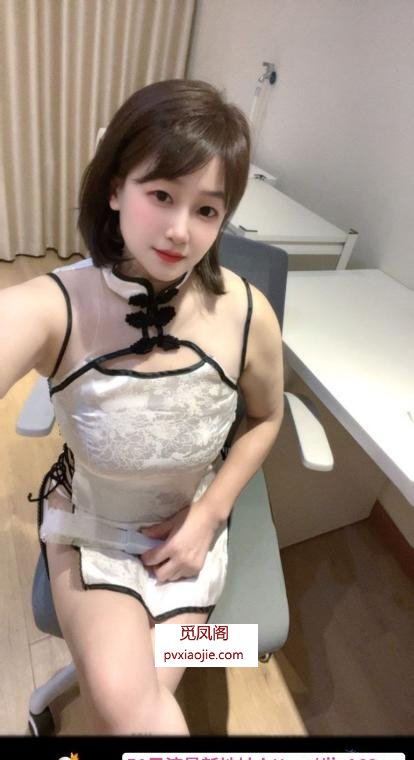 武侯角色扮演小羽