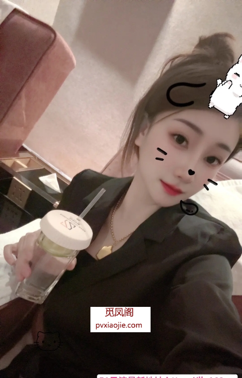 南山清纯小美女