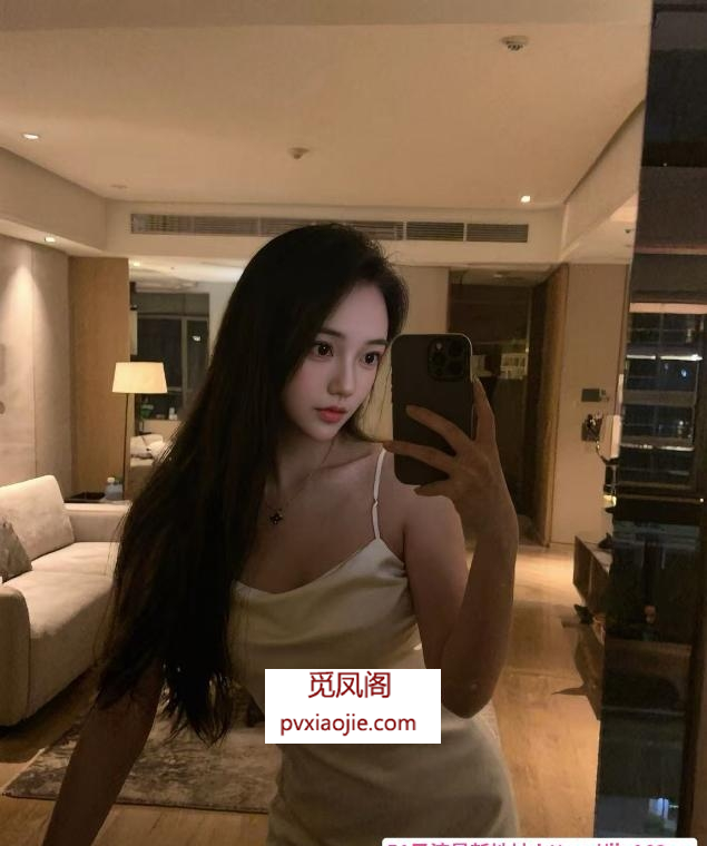 白嫩丰满兼职新人