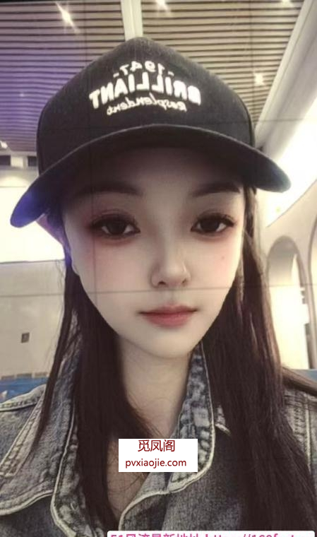 制服小翘臀倩倩